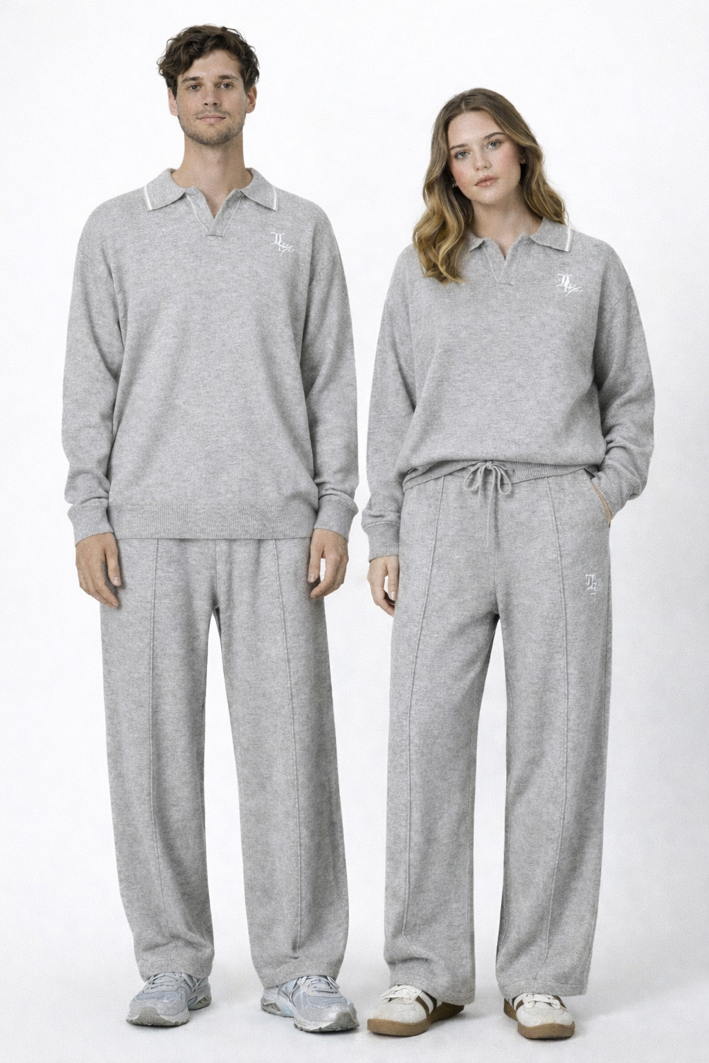 KNIT SWEATER - LA FAMILIA